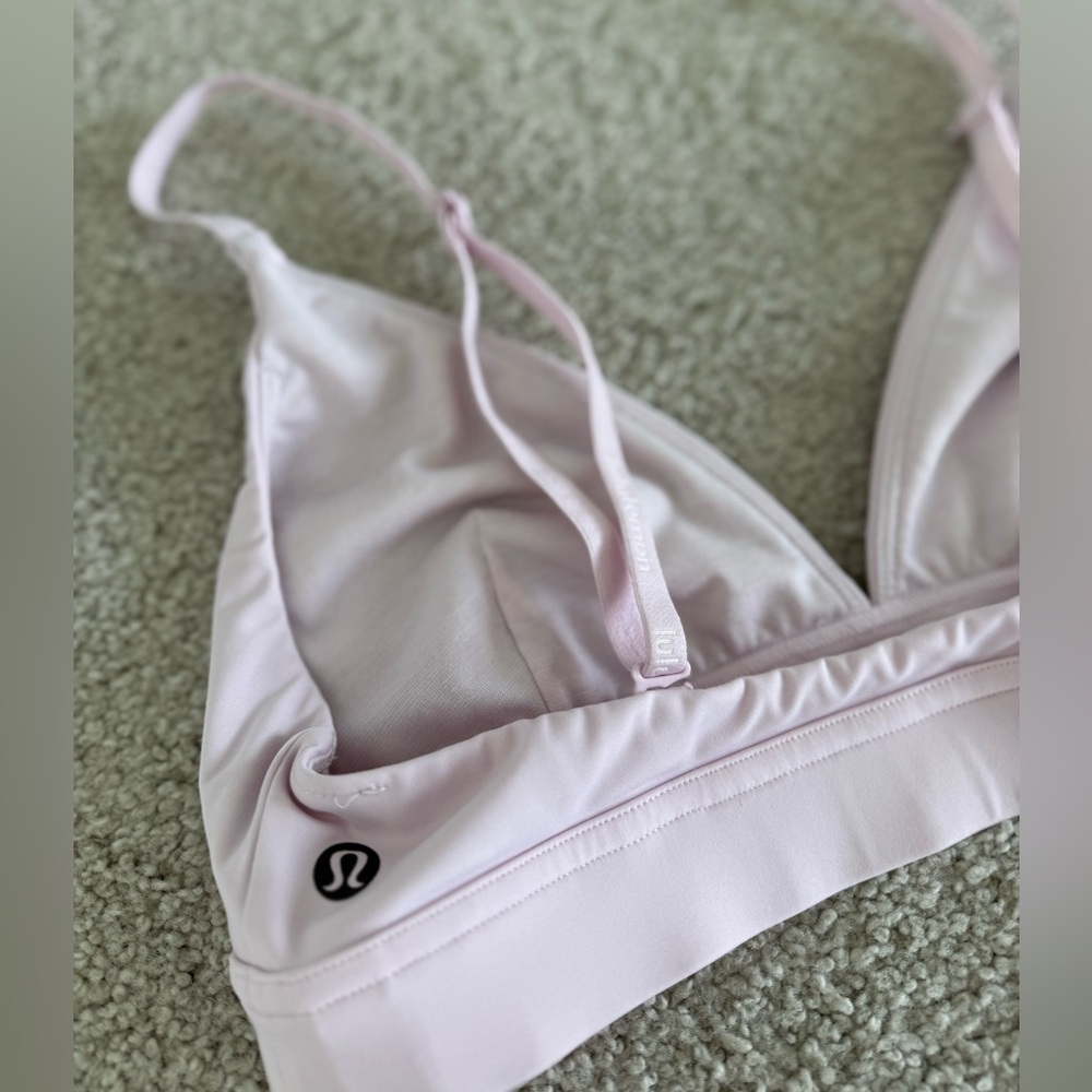 Lululemon, License to Train Triangle Bra Light Support, A/B cup
Meadowsweet Pink - Picture 9 of 11
